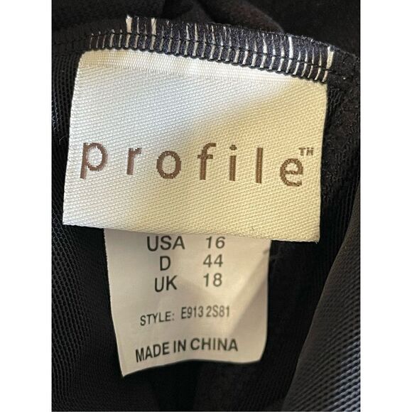 ❤️Profile by Gottex Ruffle Trim Swimsuit - Picture 5 of 6